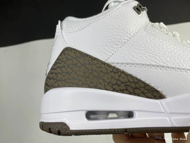 1st Kicks Shoes Mocha Air 3 Jordan Retro (2018) 136064-122 0813
